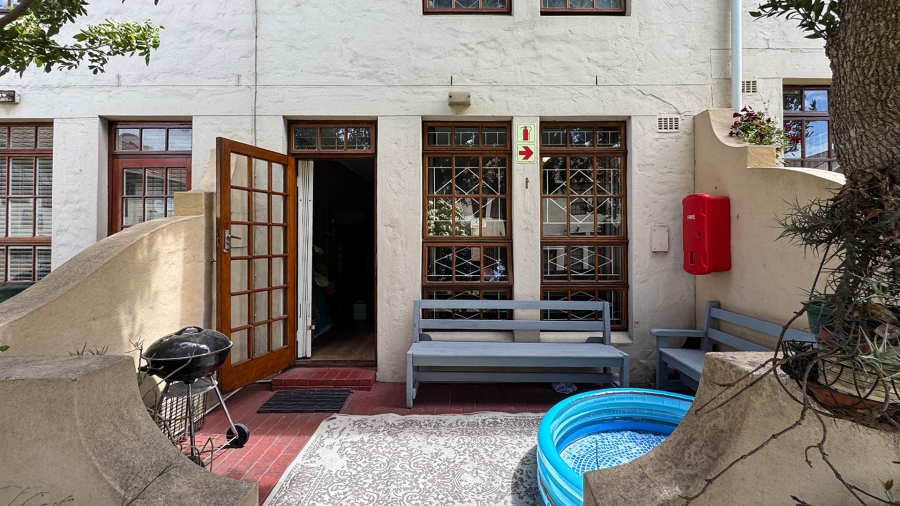 2 Bedroom Property for Sale in Fairfield Estate Western Cape